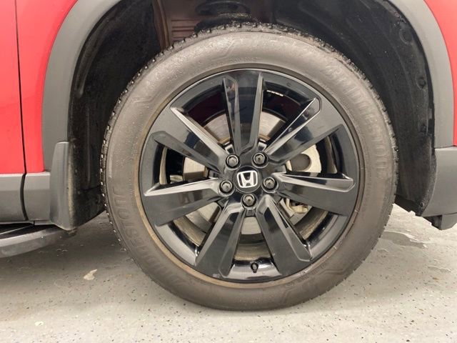 Used 2025 Honda Pilot Black Edition image 8