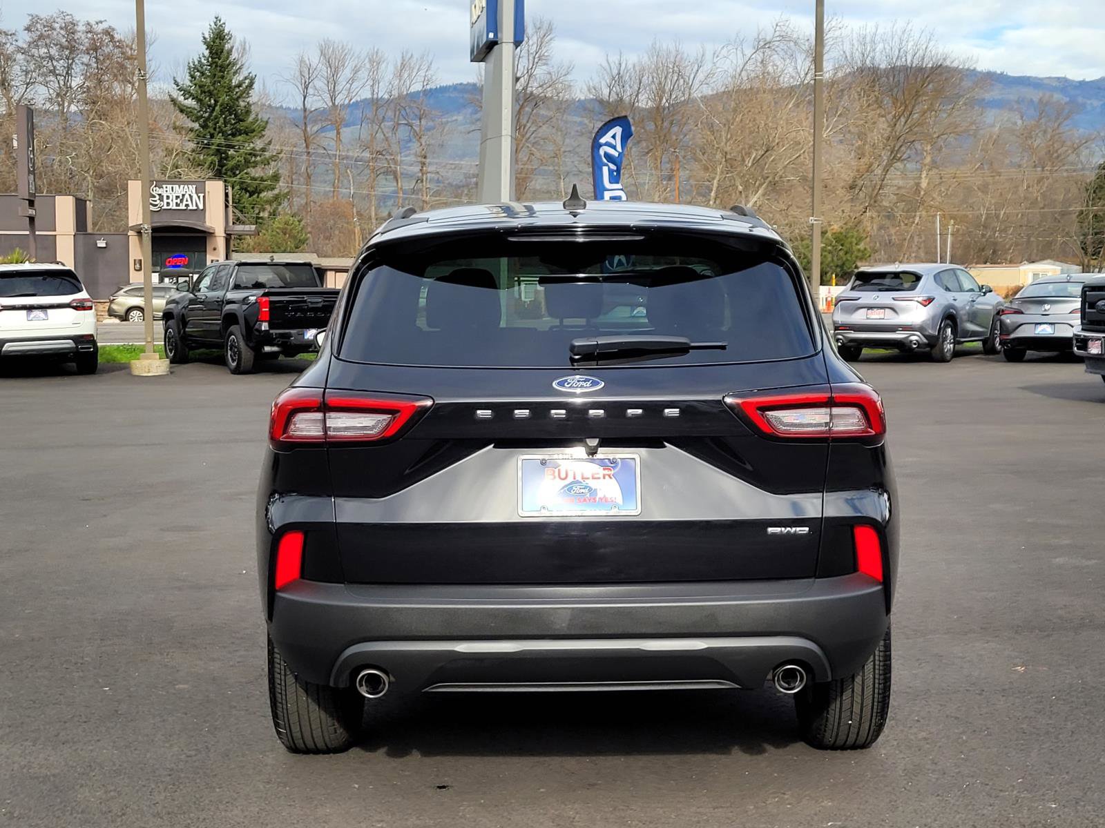 Used 2025 Ford Escape ST-Line AWD/4WD image 6