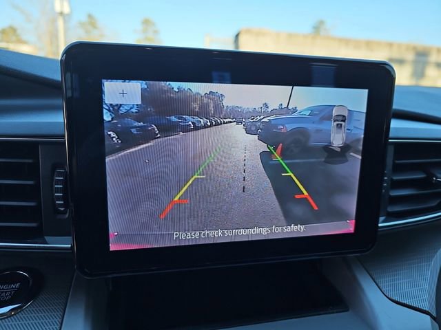 Used 2023 Ford Explorer XLT w/ Equipment Group 202A image 27