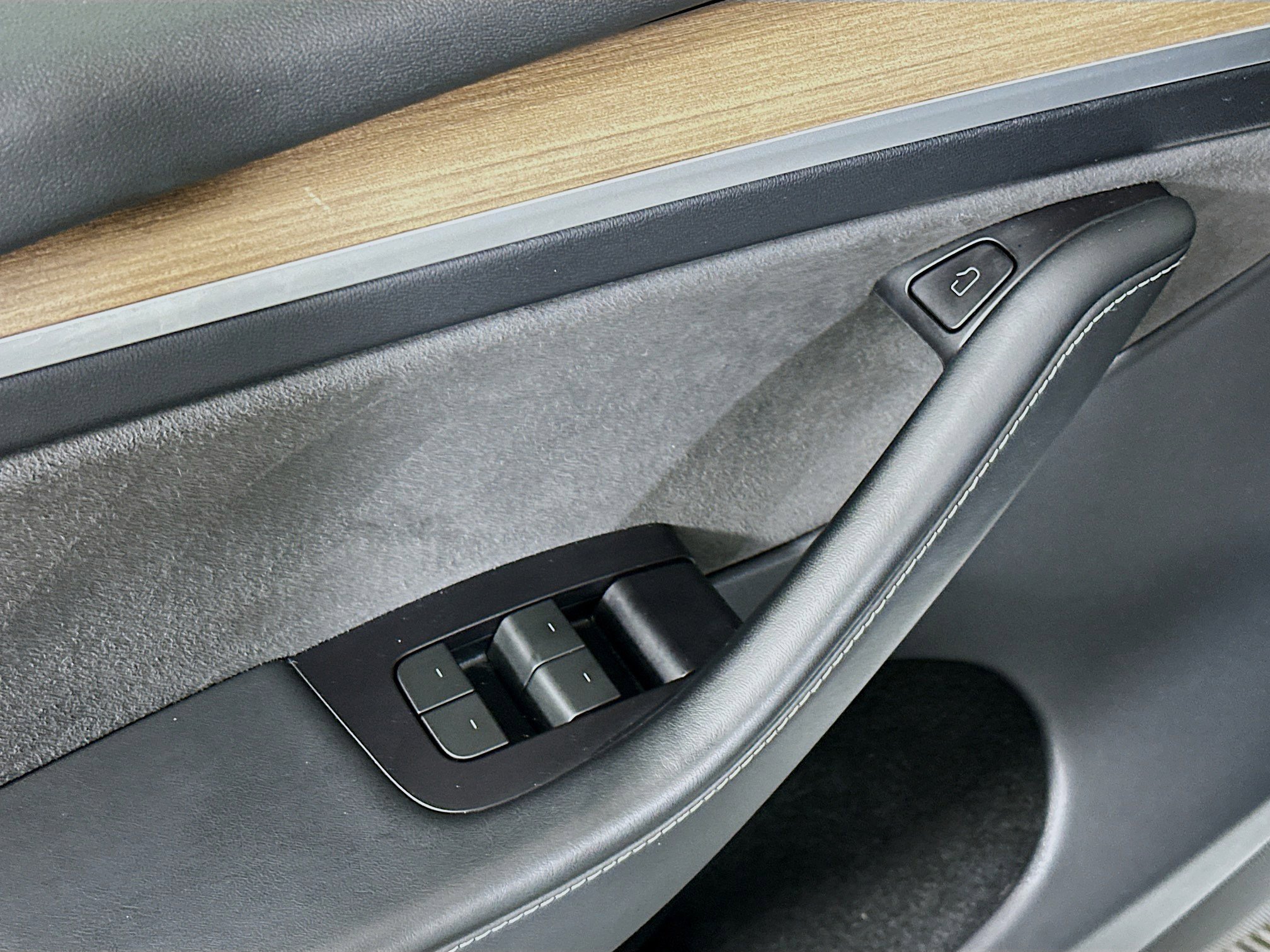 Used 2023 Tesla Model Y Long Range image 15