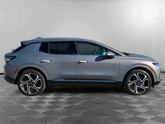 New 2026 Chevrolet Equinox EV LT w/ Convenience Package II image 2