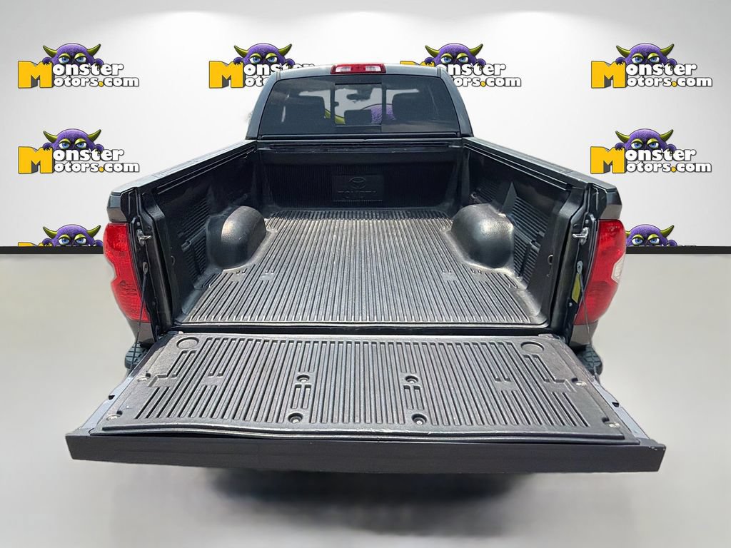 Used 2018 Toyota Tundra SR5 AWD/4WD image 28