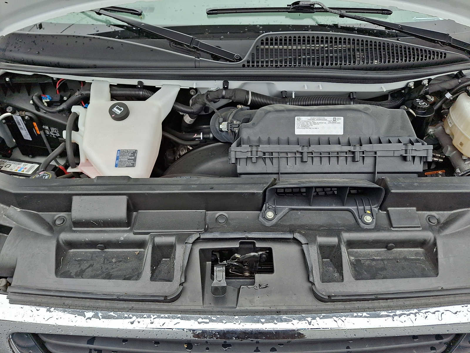 Used 2024 GMC Savana 2500 w/ Driver Convenience Package RWD image 27