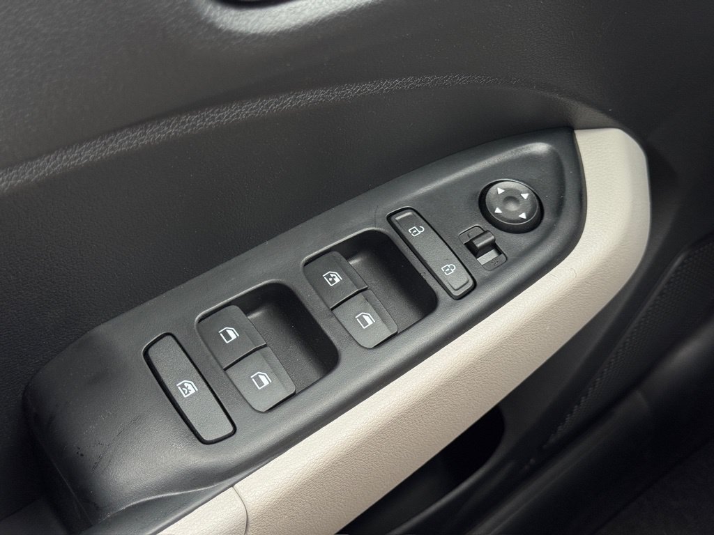 New 2026 Hyundai Venue SEL FWD image 21