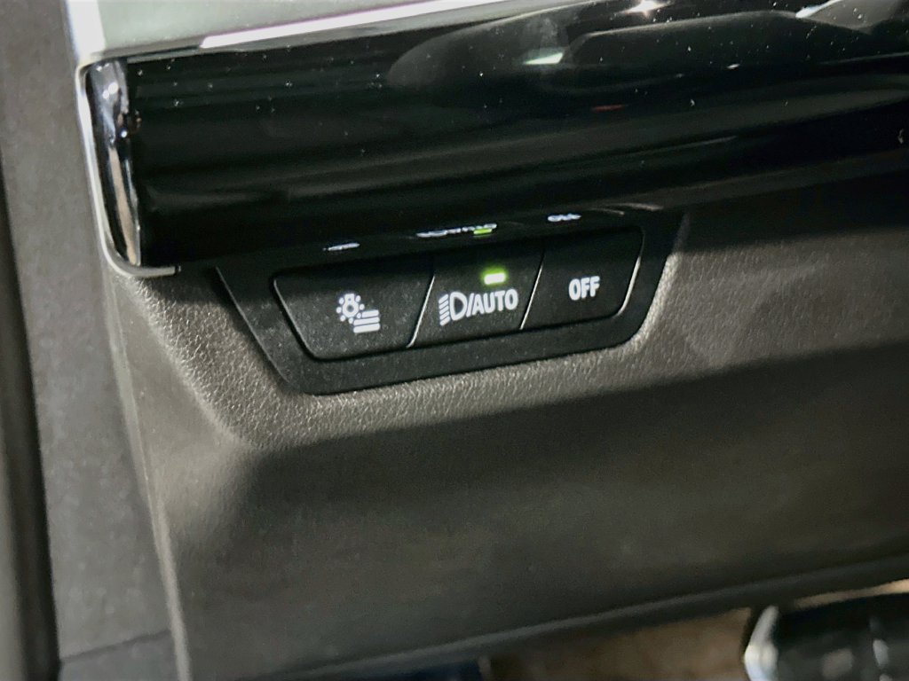 New 2027 BMW X1 xDrive28i AWD/4WD image 10