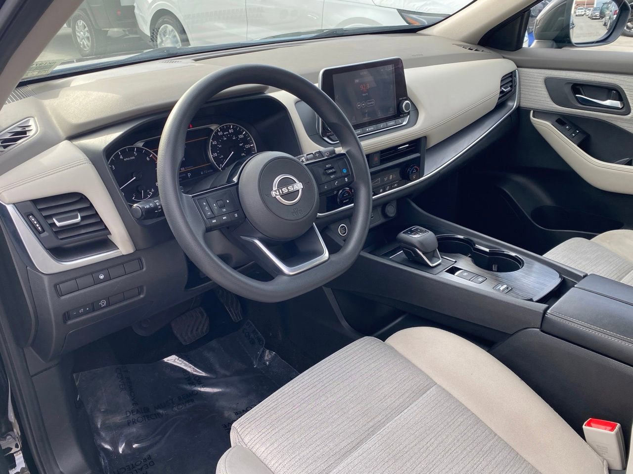 Used 2023 Nissan Rogue SV image 12