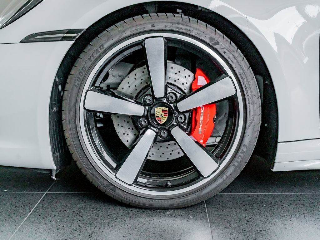 Certified 2024 Porsche 911 Carrera 4S image 11