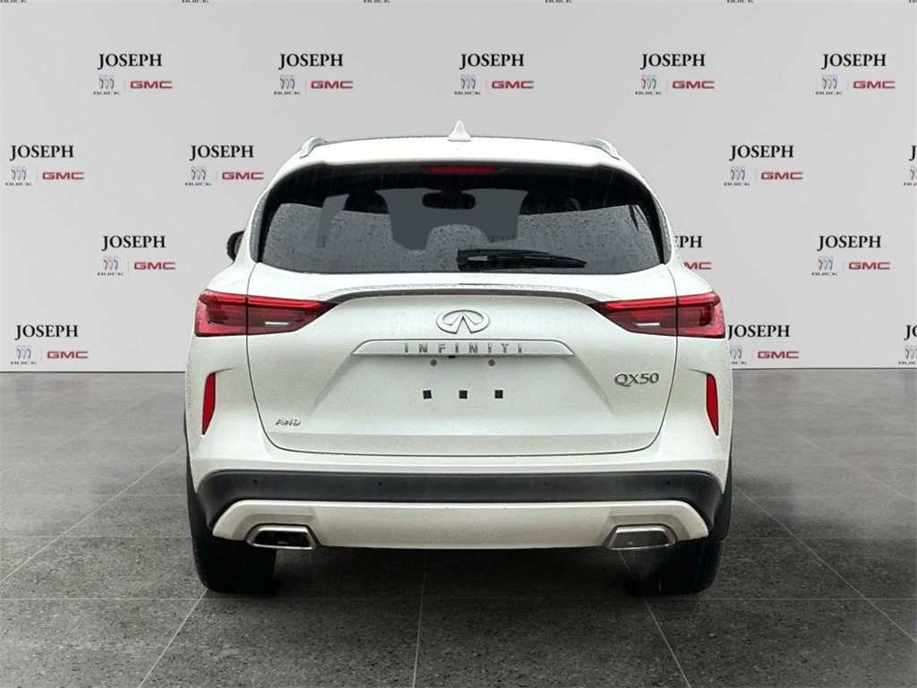 Used 2021 INFINITI QX50 Luxe w/ Appearance Package image 7