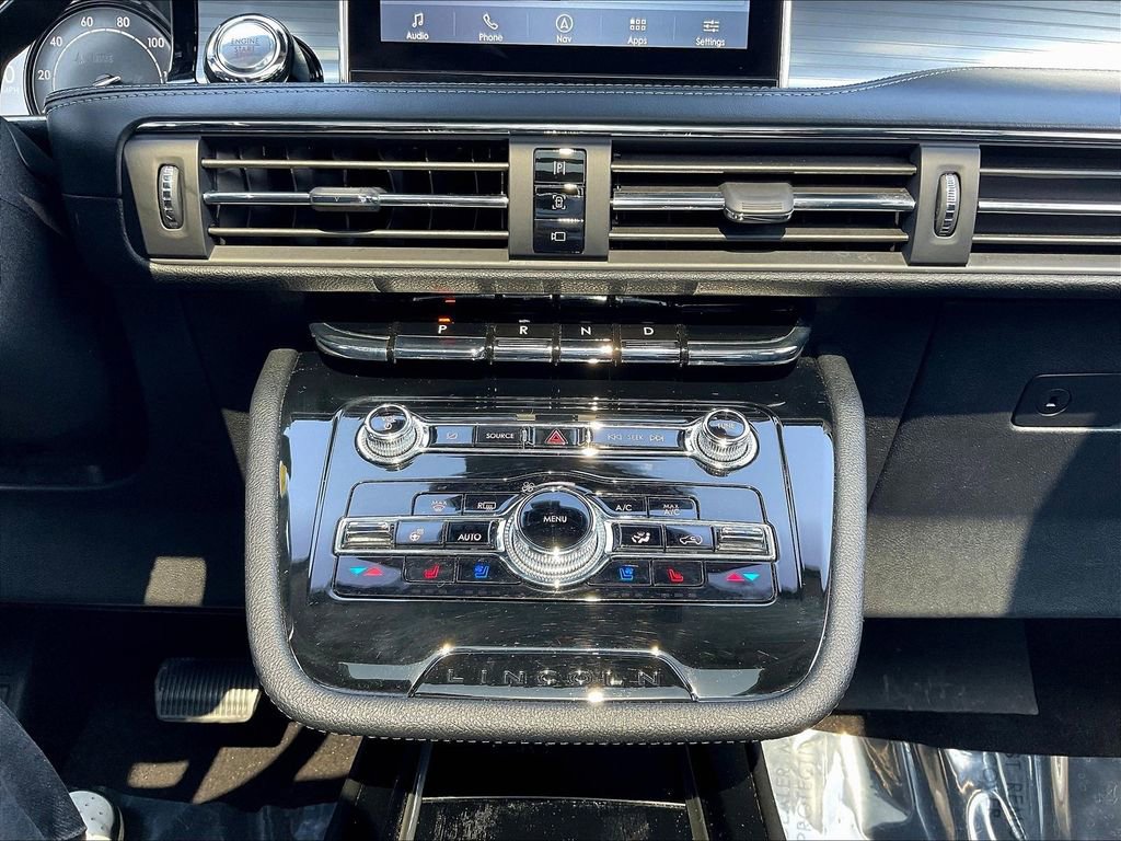 Used 2021 Lincoln Corsair AWD w/ Premium Package image 15