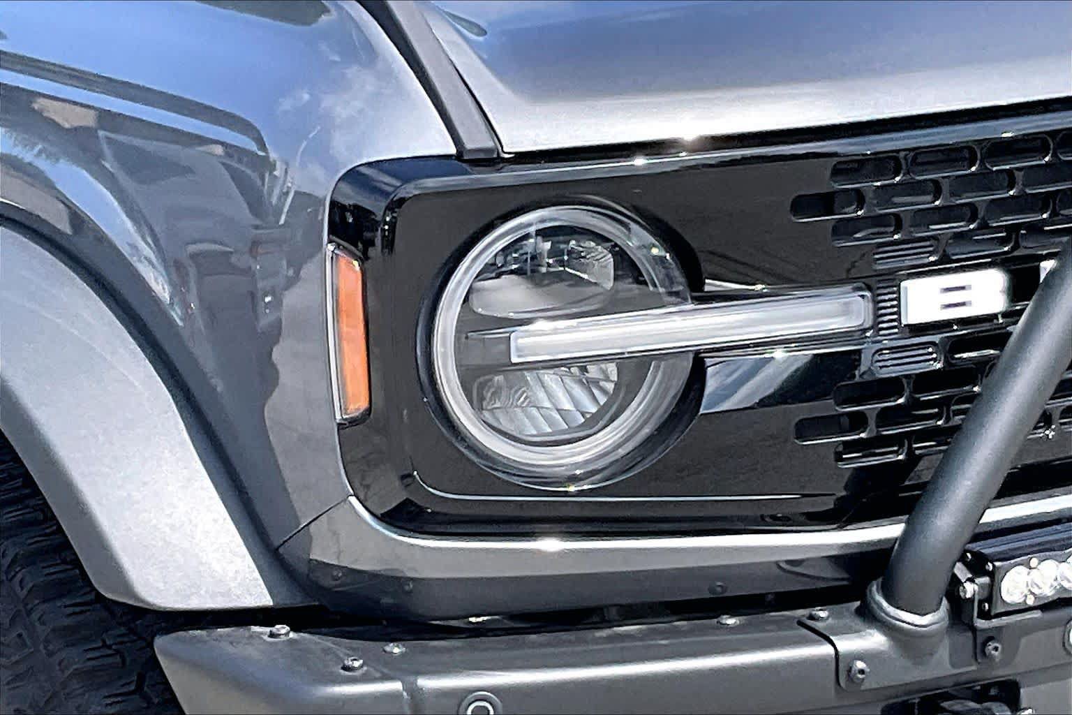 Used 2022 Ford Bronco Wildtrak AWD/4WD image 23