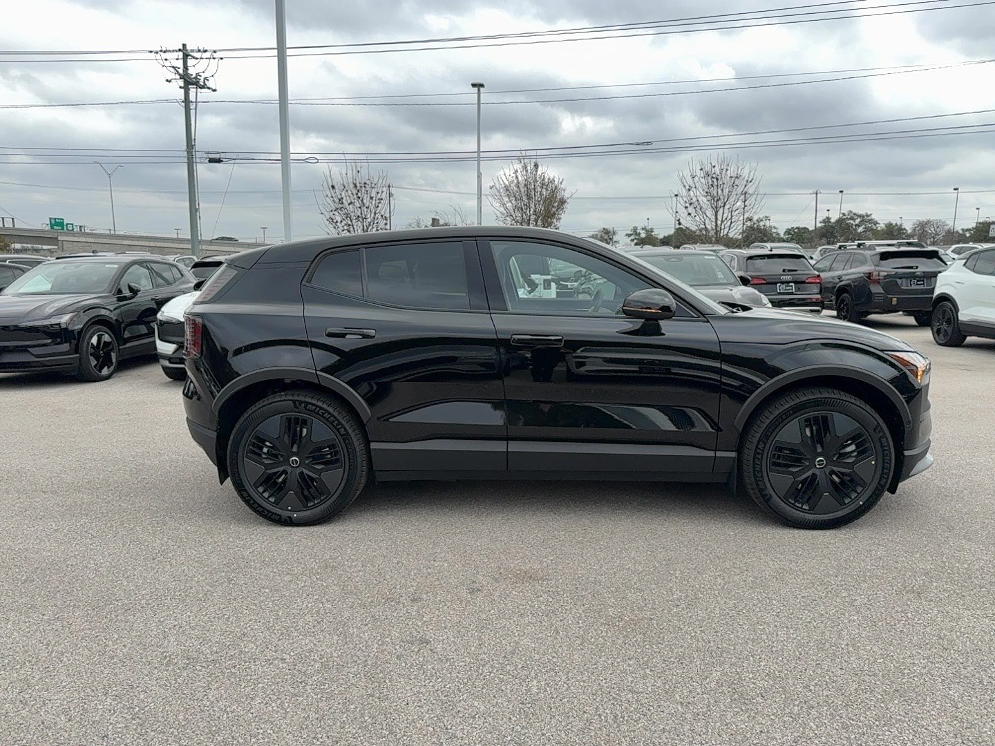 New 2026 Volvo EX30 Cross Country Ultra AWD/4WD image 7