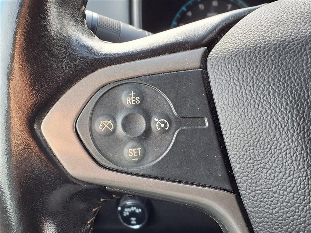 Used 2017 Chevrolet Colorado Z71 image 28