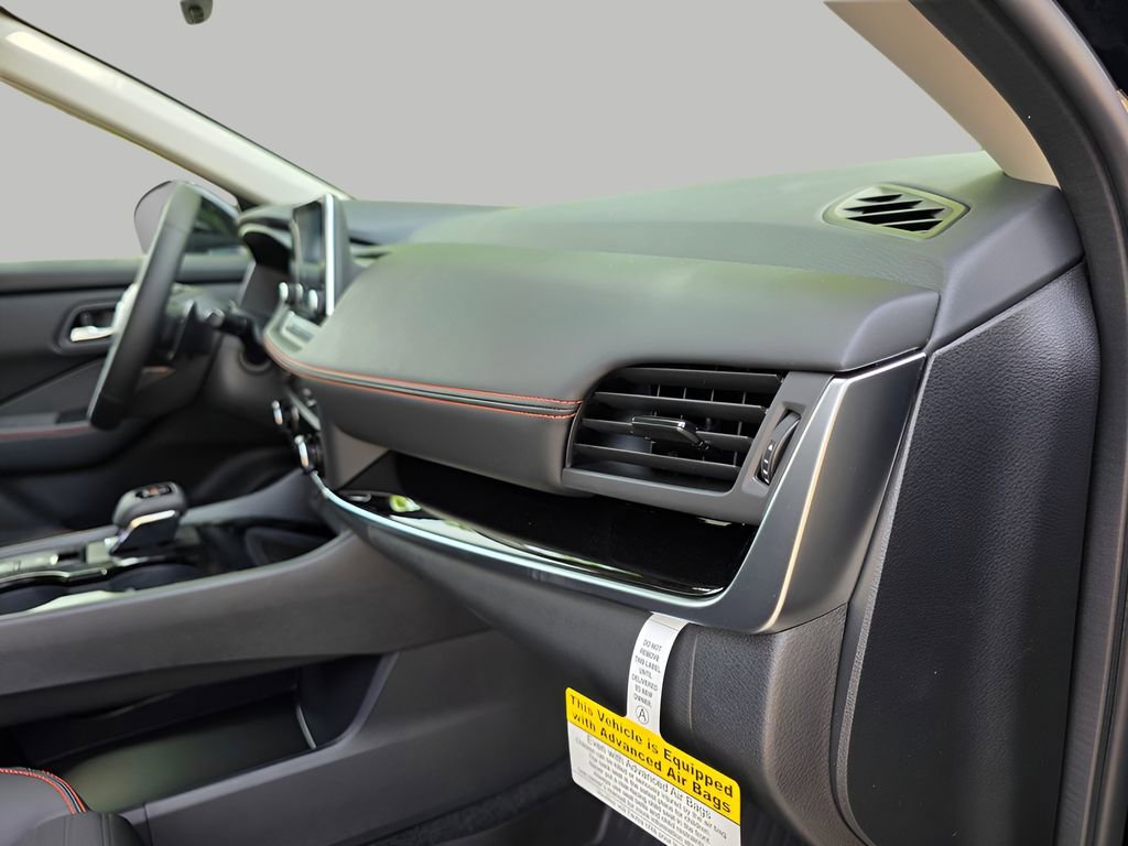 New 2026 Nissan Rogue SV AWD/4WD image 15