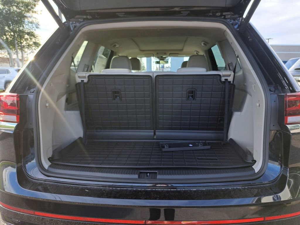 New 2026 Volkswagen Atlas SEL Premium R-Line image 26