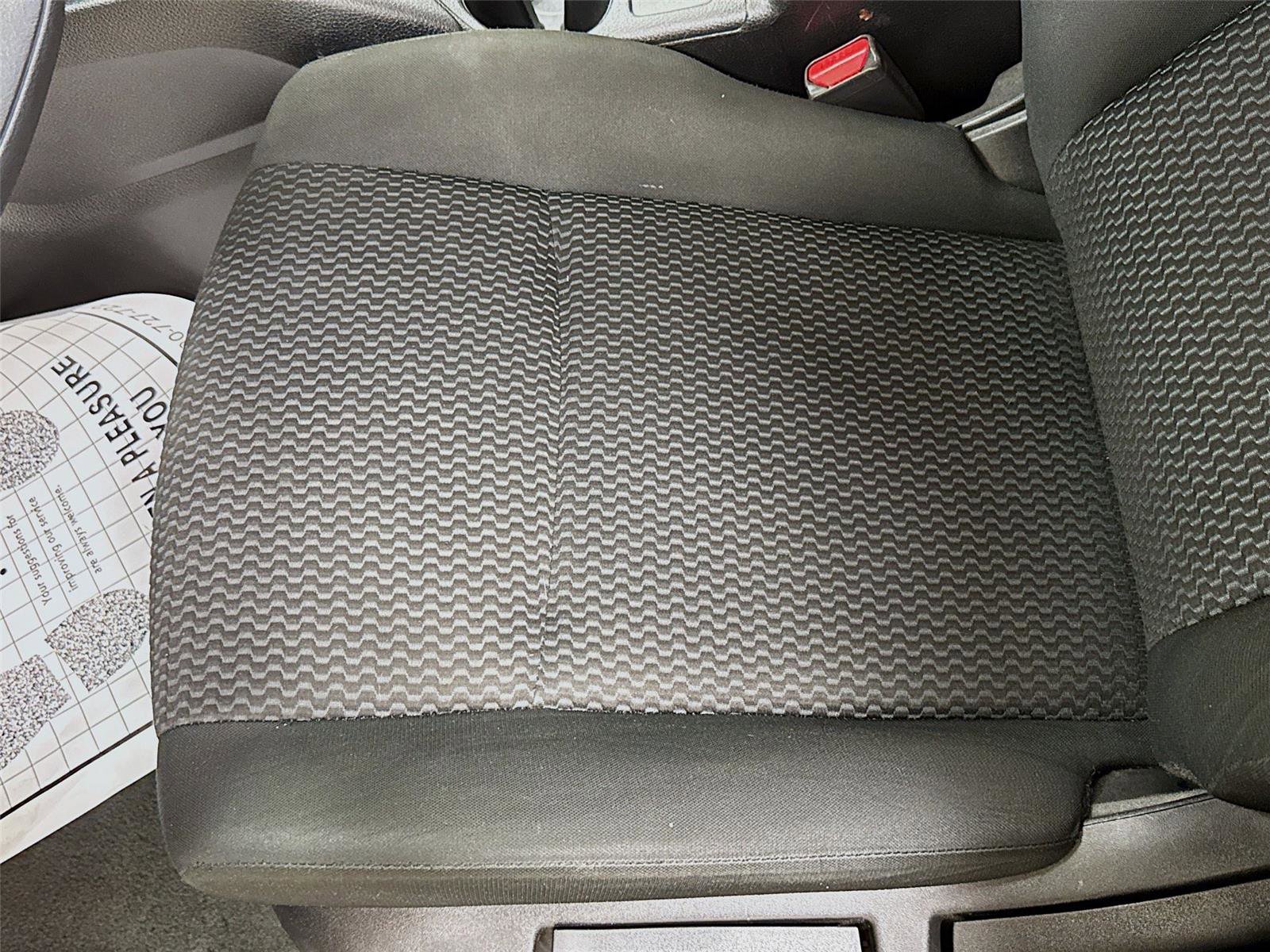 Used 2021 Nissan Rogue Sport S image 18