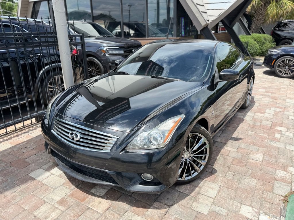 Used 2014 INFINITI Q60 Journey w/ Premium Package