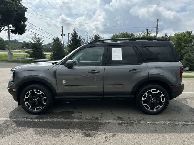 Used 2022 Ford Bronco Sport Outer Banks w/ Tech Package AWD/4WD image 2