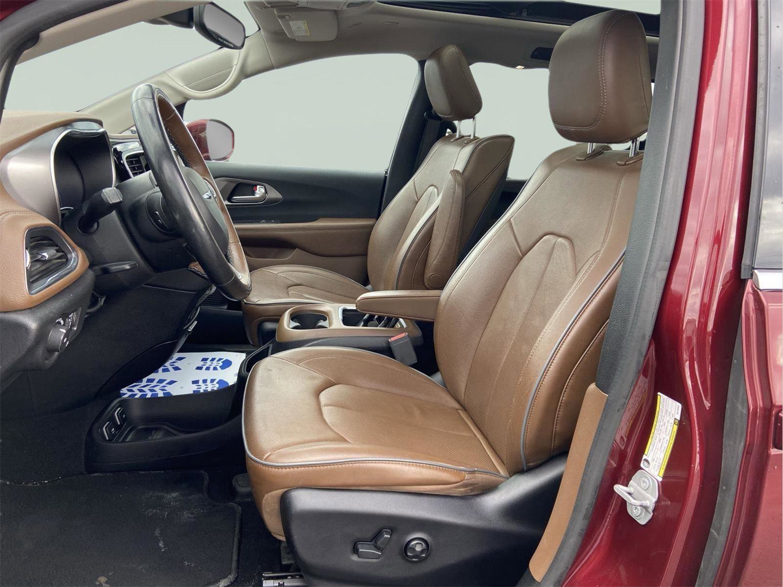 Used 2019 Chrysler Pacifica Limited w/ Advanced Safetytec Group image 65