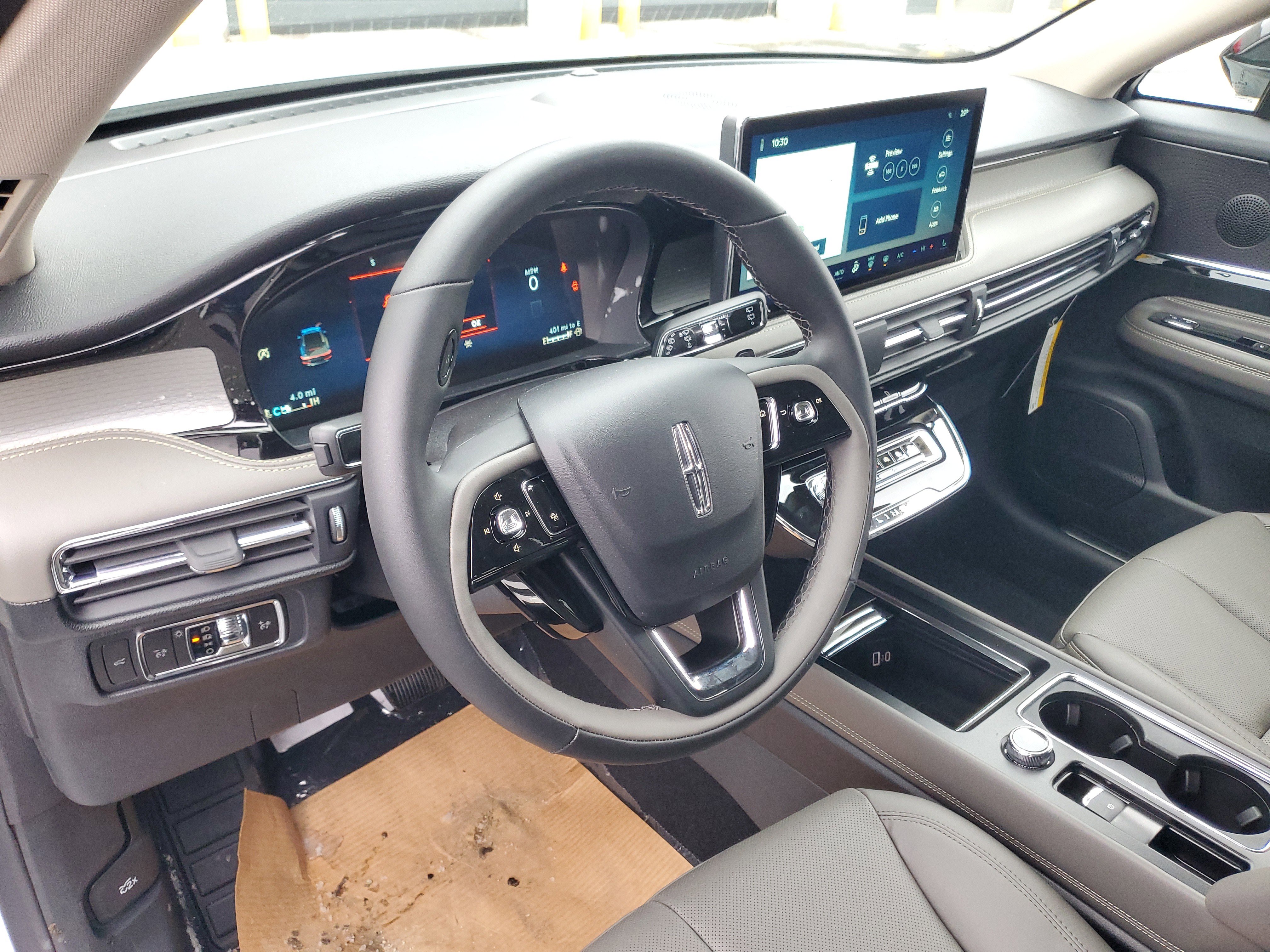 New 2026 Lincoln Corsair Premiere image 12