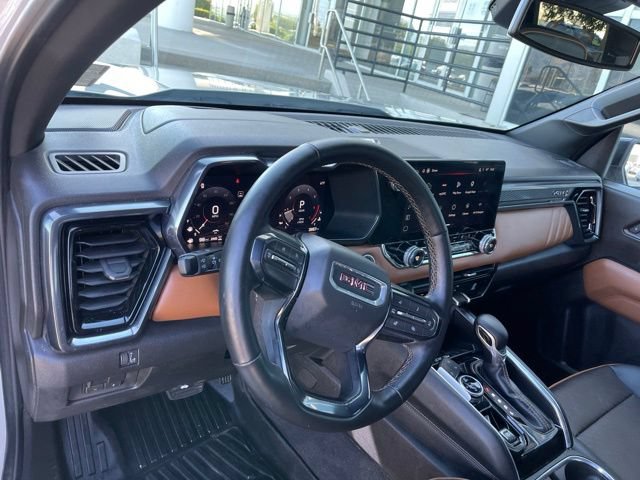 Certified 2026 GMC Canyon AT4 w/ Technology Plus Package AWD/4WD image 7