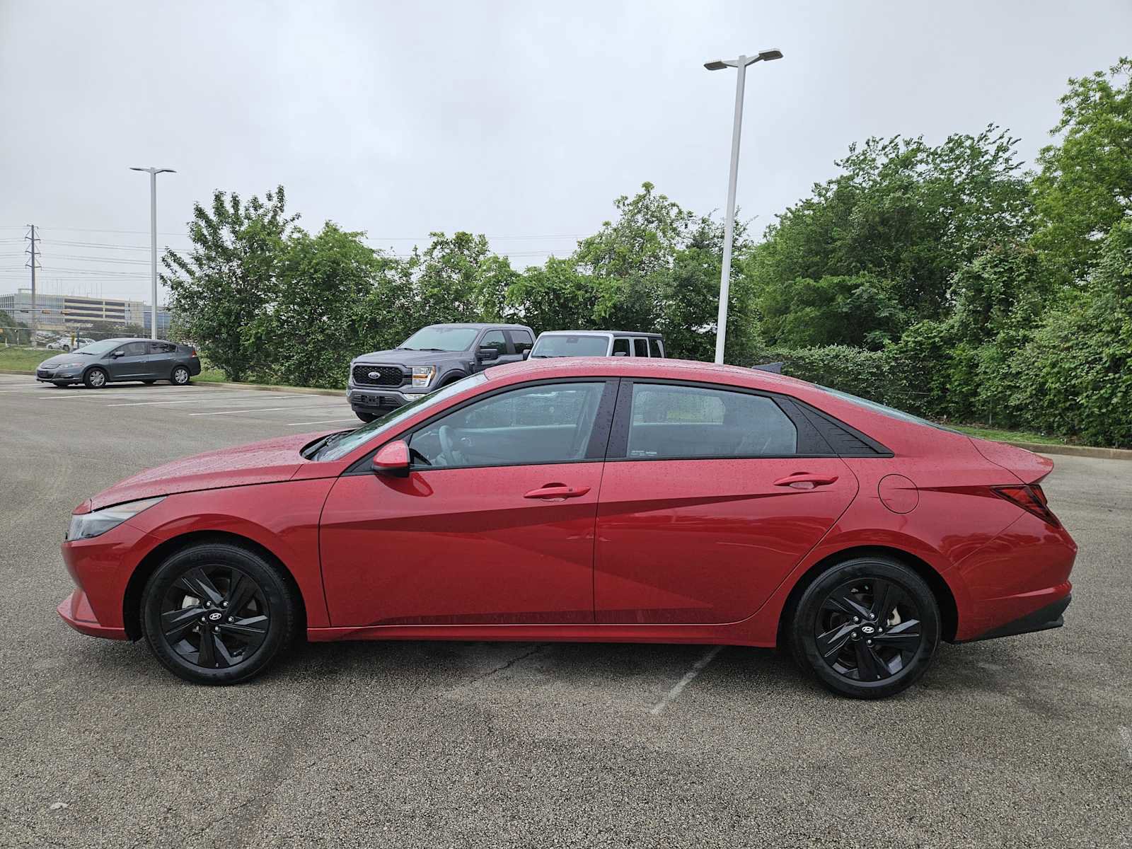 Used 2023 Hyundai Elantra SEL w/ Cargo Package FWD image 4