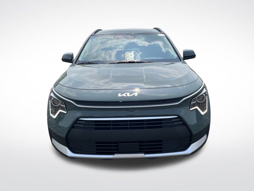 New 2025 Kia Niro EX image 8