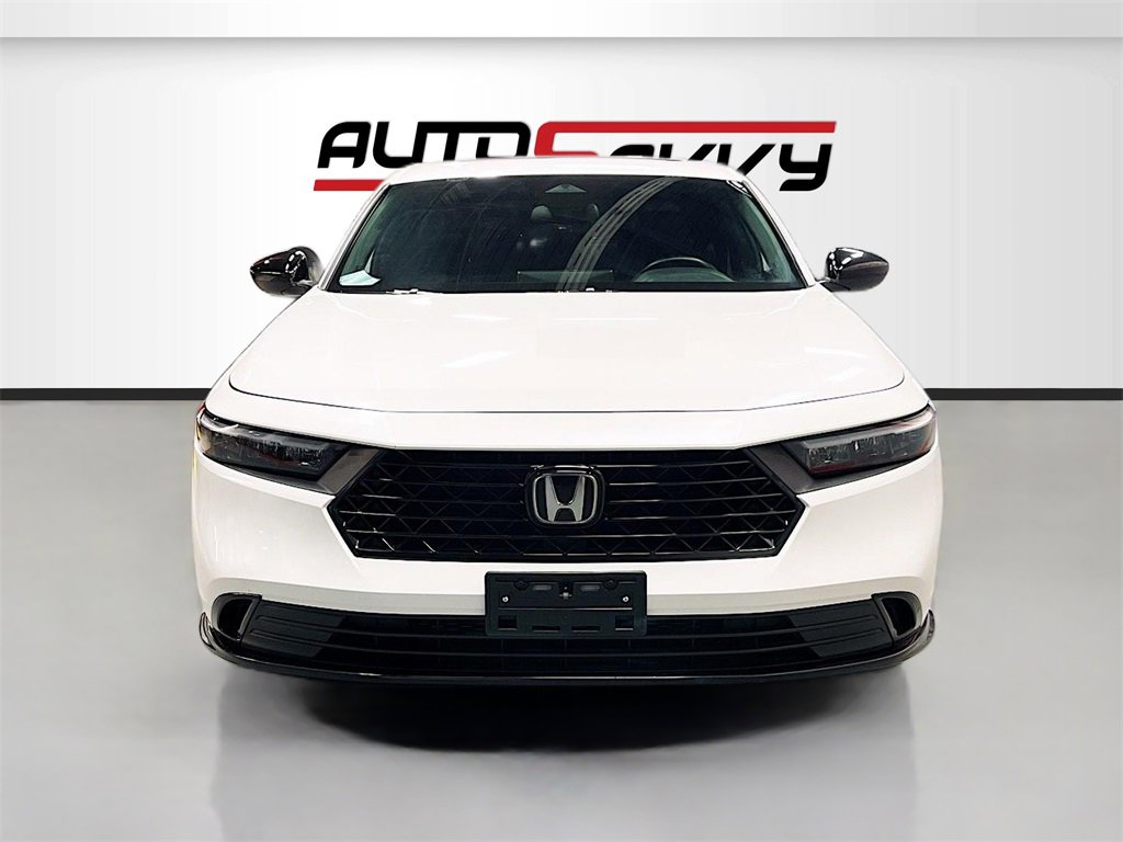 Used 2025 Honda Accord Sport image 2