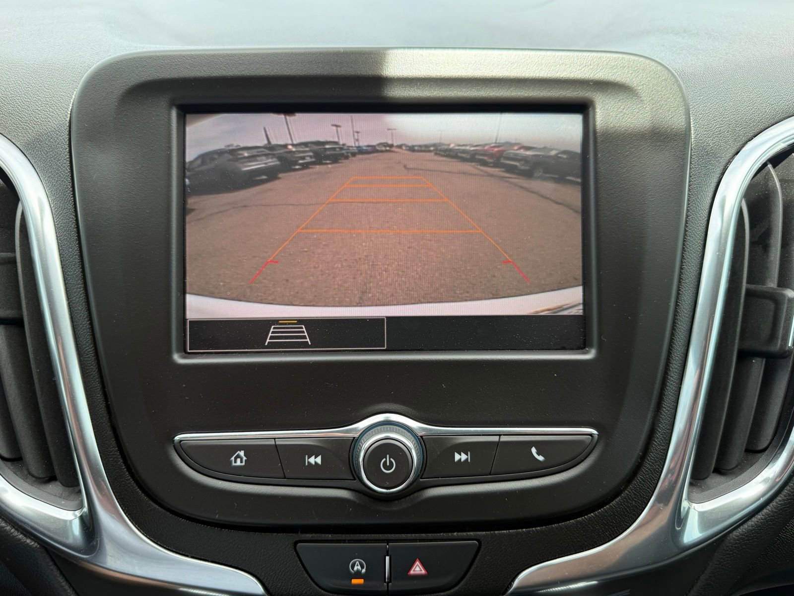 Used 2022 Chevrolet Equinox LT image 22