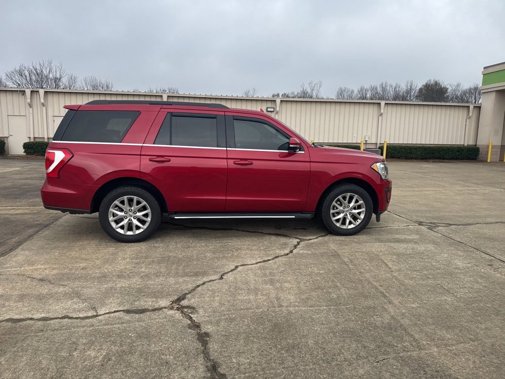 Used 2021 Ford Expedition XLT image 13