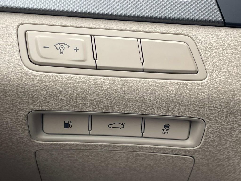 Used 2017 Hyundai Sonata SE image 26