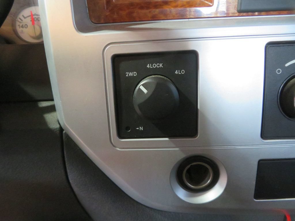 Used 2006 Dodge Ram 2500 Truck Laramie AWD/4WD image 41