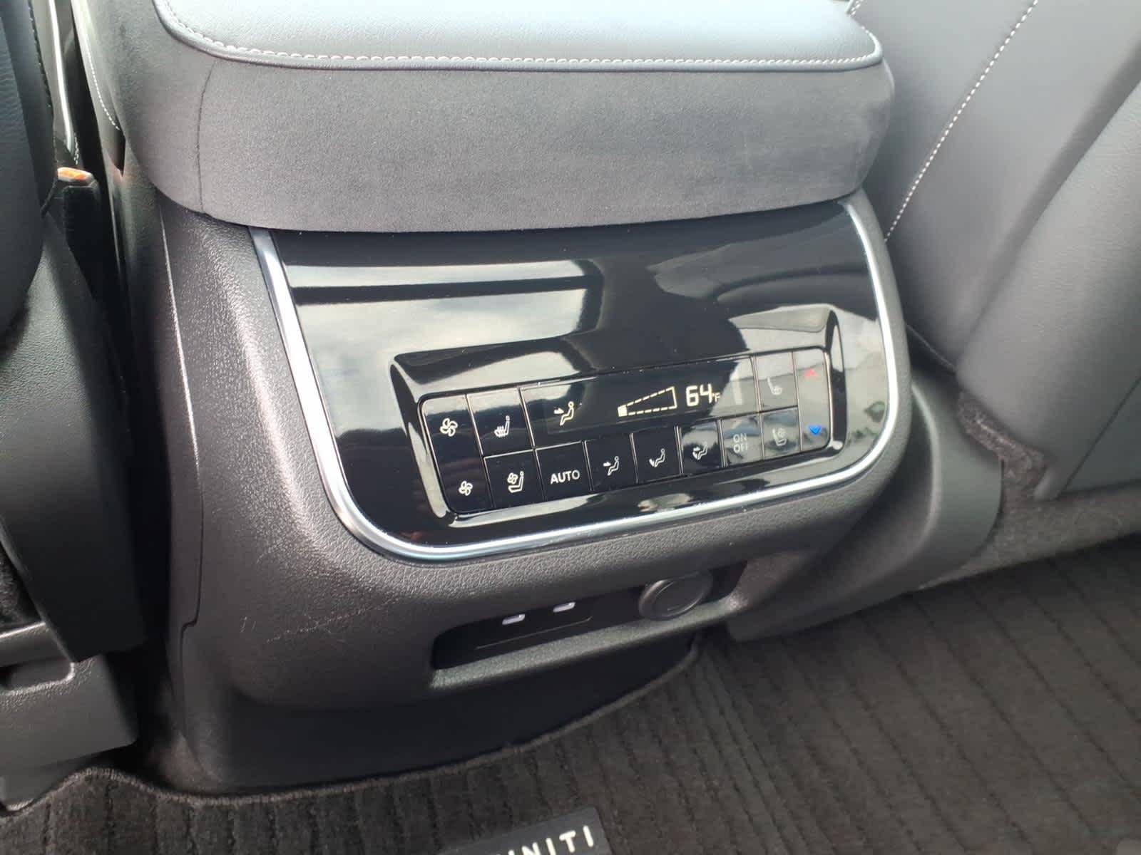 Certified 2025 INFINITI QX80 Sensory AWD/4WD image 16