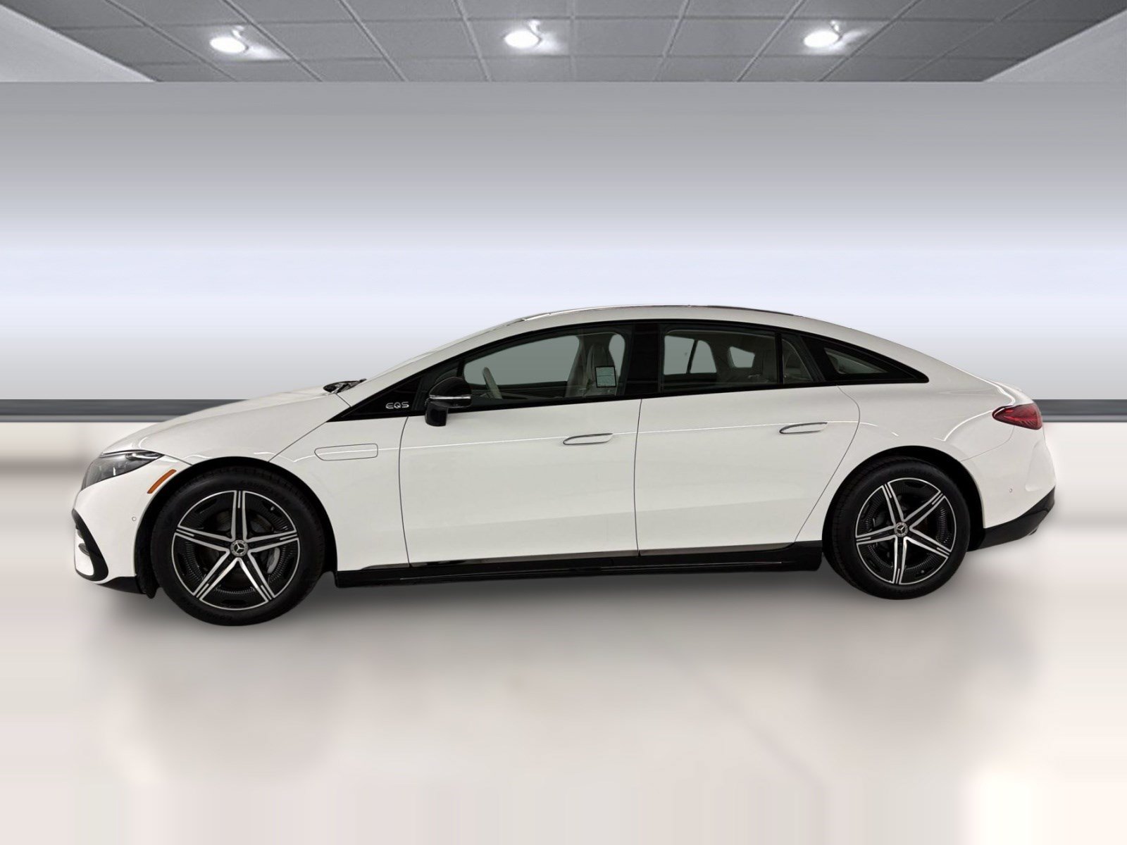 Certified 2024 Mercedes-Benz EQS 580 4MATIC Sedan image 2