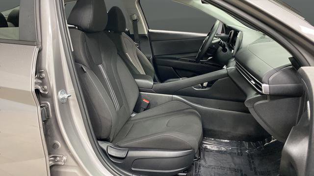 Certified 2023 Hyundai Elantra SEL FWD image 24