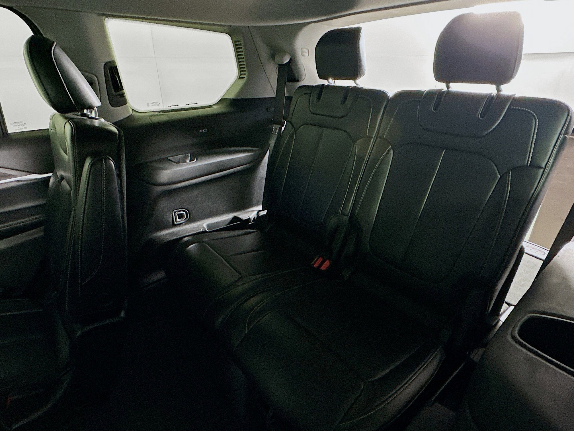 Used 2023 Jeep Grand Cherokee L Limited image 28