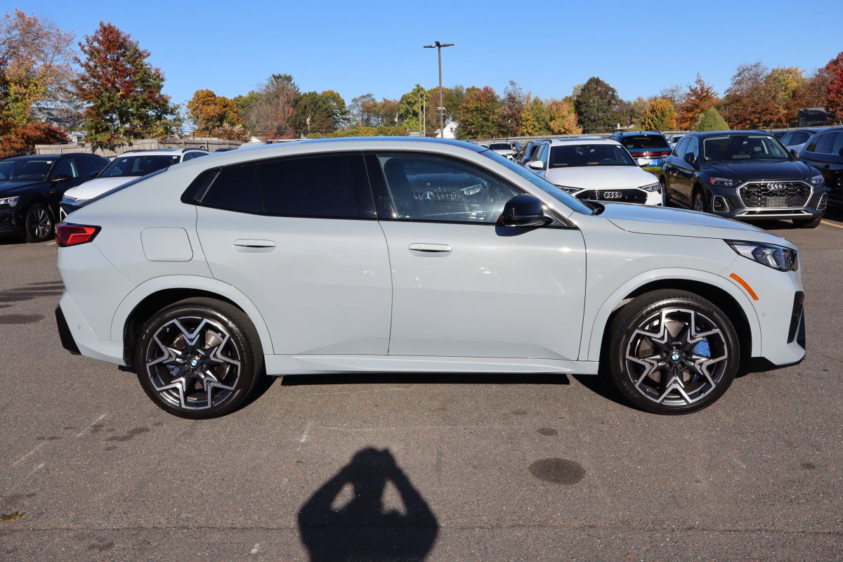 Used 2025 BMW X2 M35i image 4
