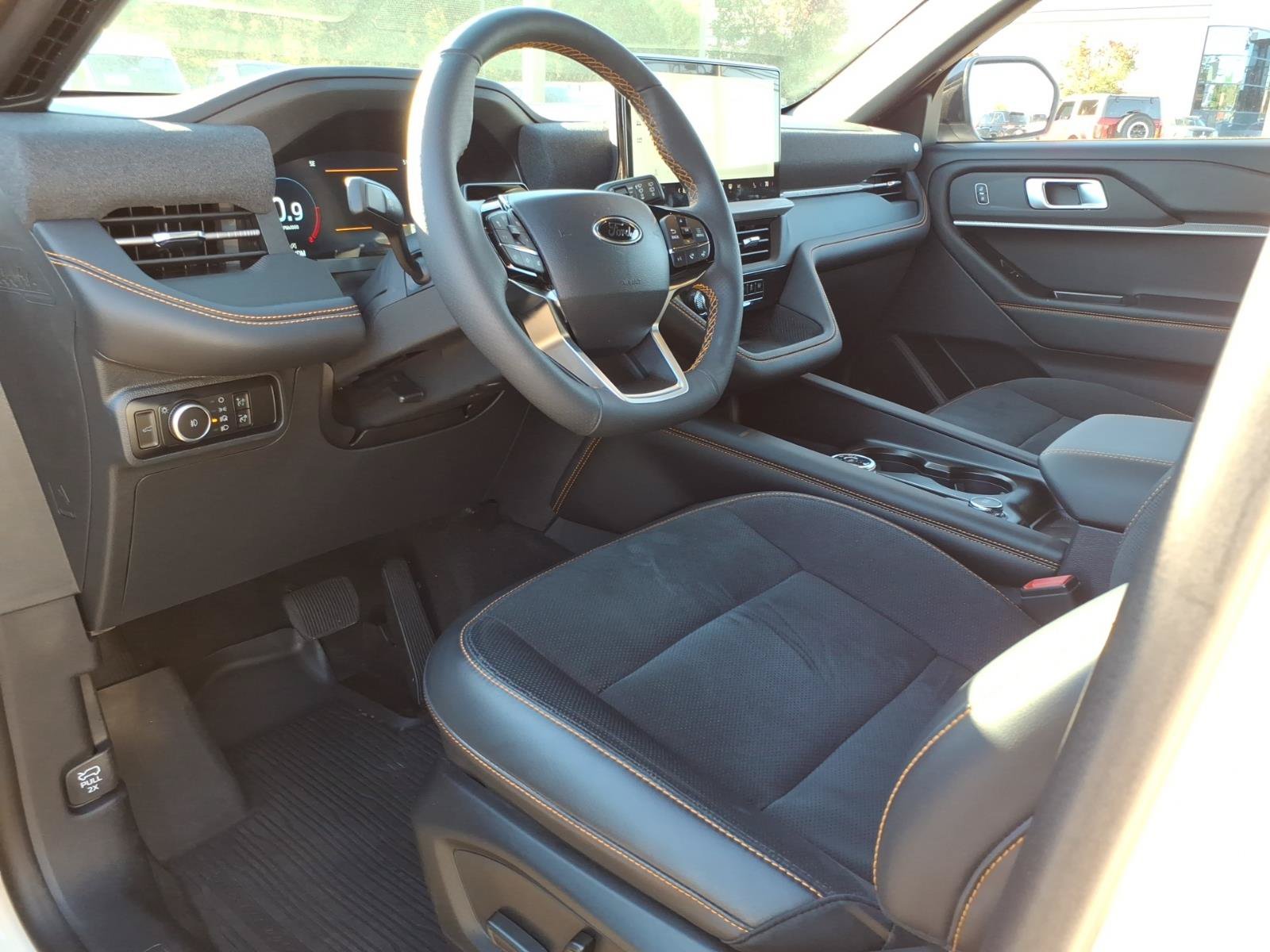 Used 2026 Ford Explorer Tremor AWD/4WD image 14