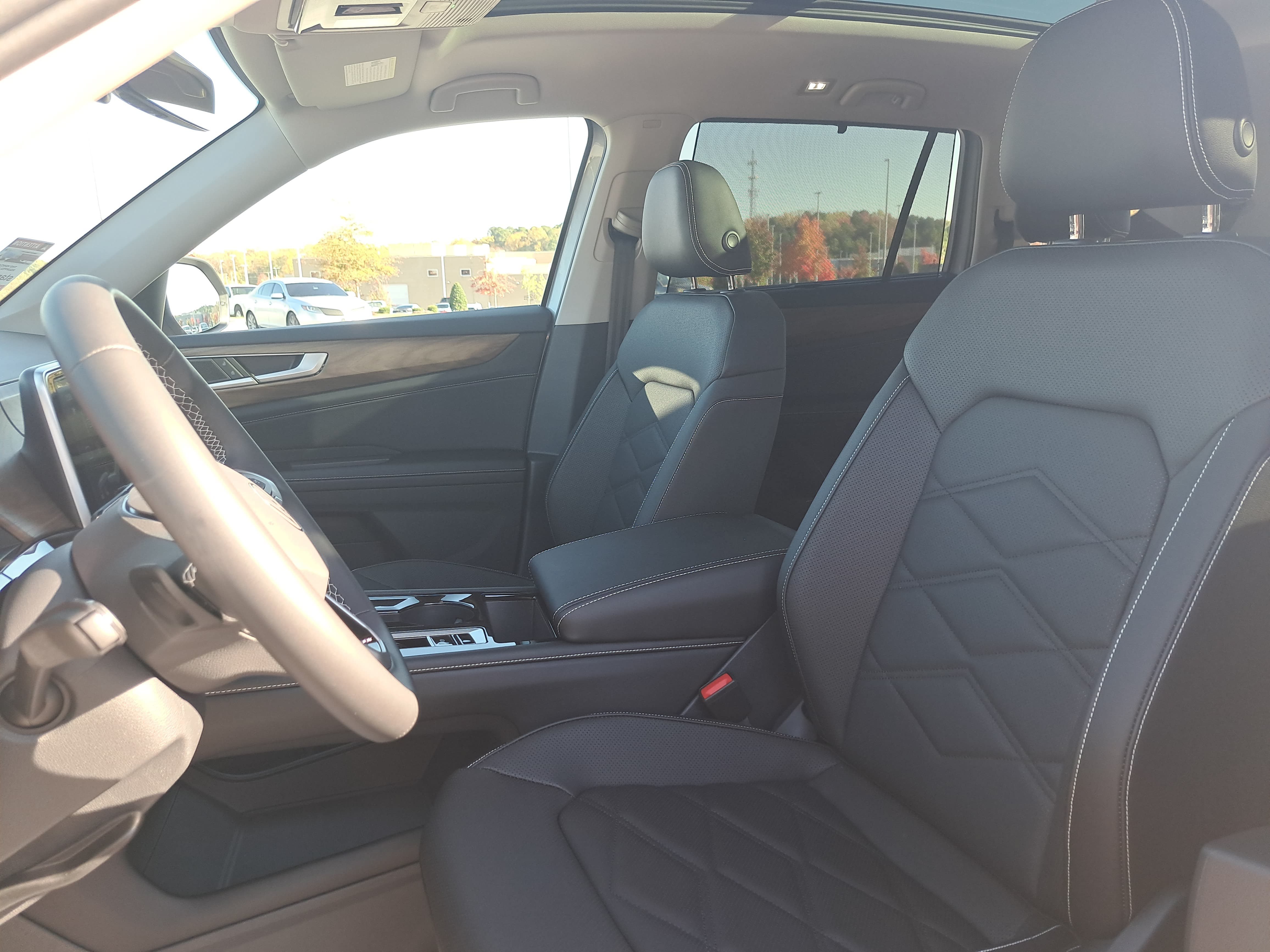 New 2026 Volkswagen Atlas SE FWD image 16