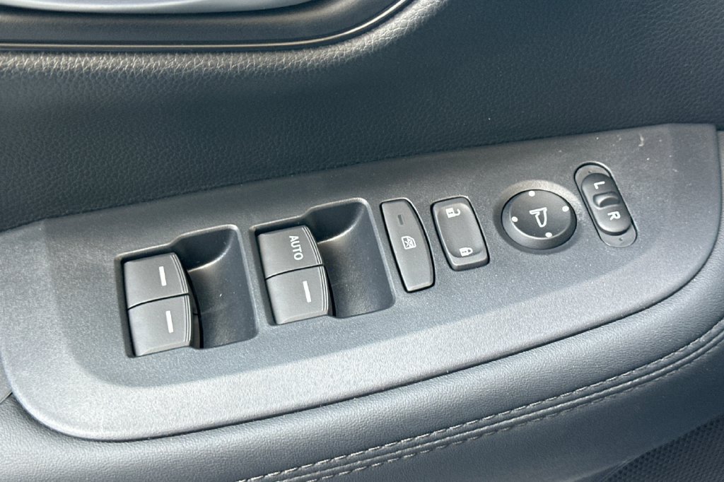 New 2027 Honda HR-V LX image 12