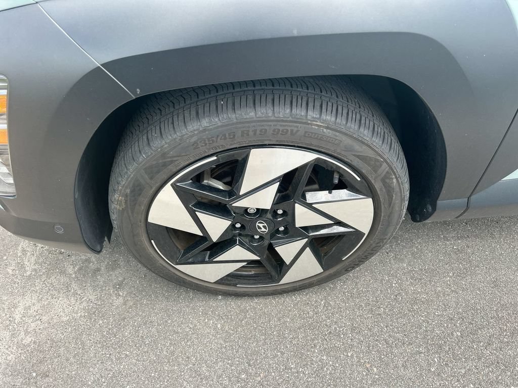 Certified 2024 Hyundai Kona Limited FWD image 10