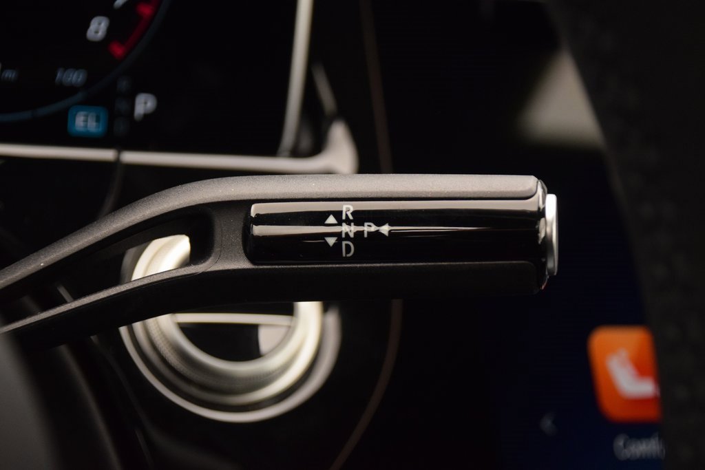 Used 2025 Mercedes-Benz E 53 AMG e 4MATIC Sedan image 26