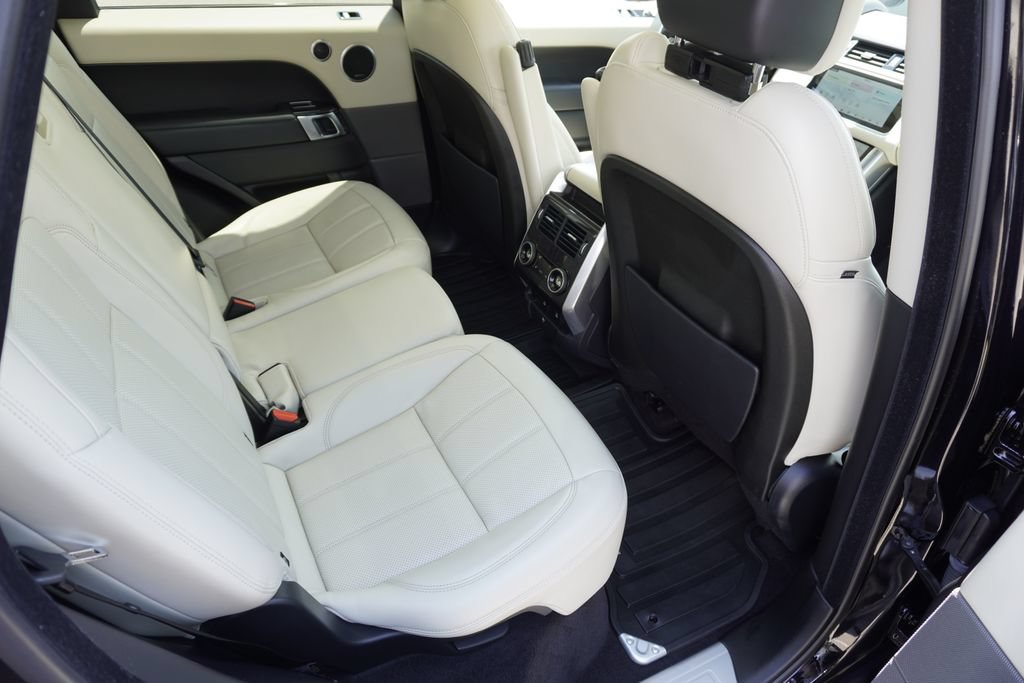 Used 2019 Land Rover Range Rover Sport Supercharged AWD/4WD image 26