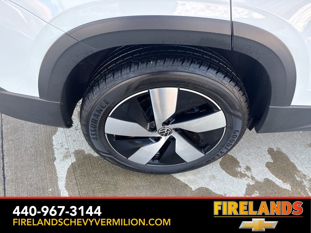 Used 2025 Volkswagen Taos S image 47