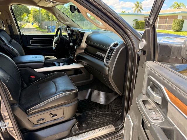 Used 2022 RAM 3500 Laramie image 15
