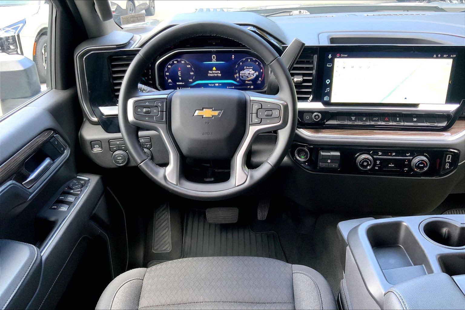 Used 2026 Chevrolet Silverado 2500 LT AWD/4WD image 9