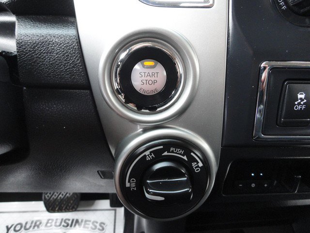 Used 2016 Nissan Titan XD image 17