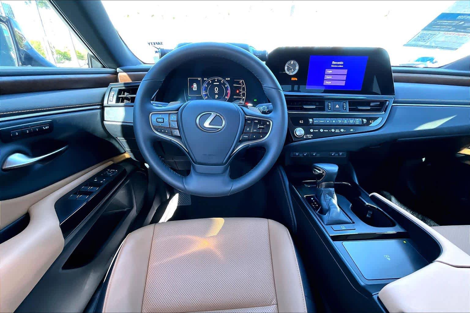 Certified 2023 Lexus ES 250 w/ Premium Package AWD/4WD image 5