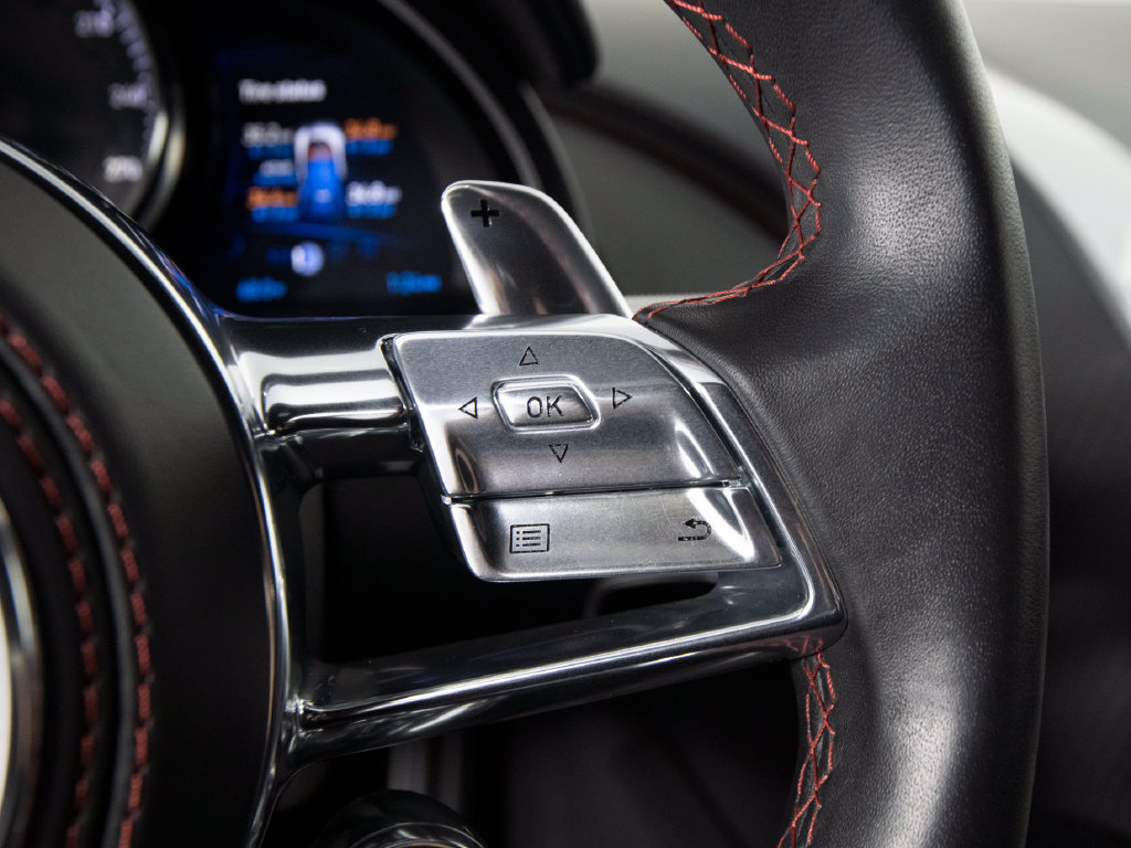 Used 2019 Bugatti Chiron AWD/4WD image 33