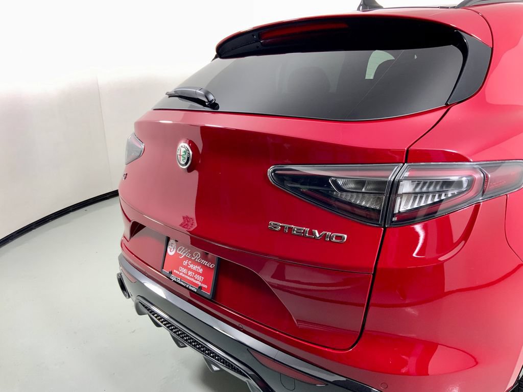 New 2026 Alfa Romeo Stelvio Sprint AWD/4WD image 12