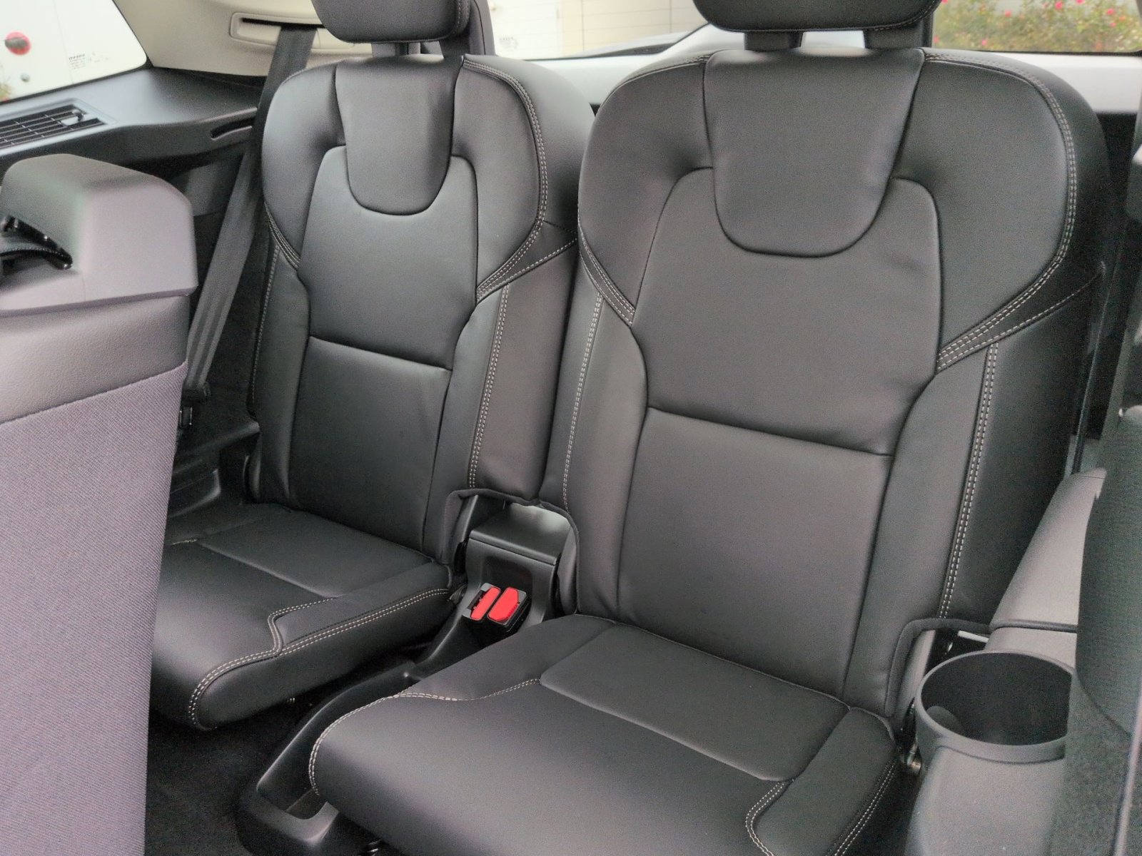 New 2026 Volvo XC90 B6 Ultra image 26